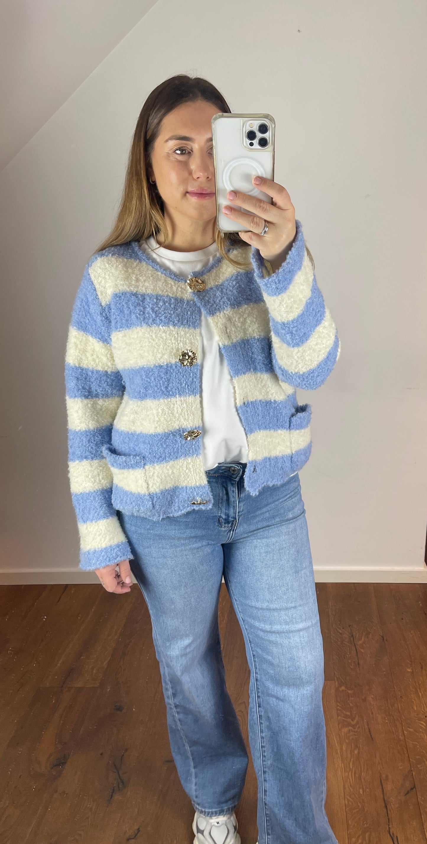 BIG BUTTON Strickjacke - Bylillysophie