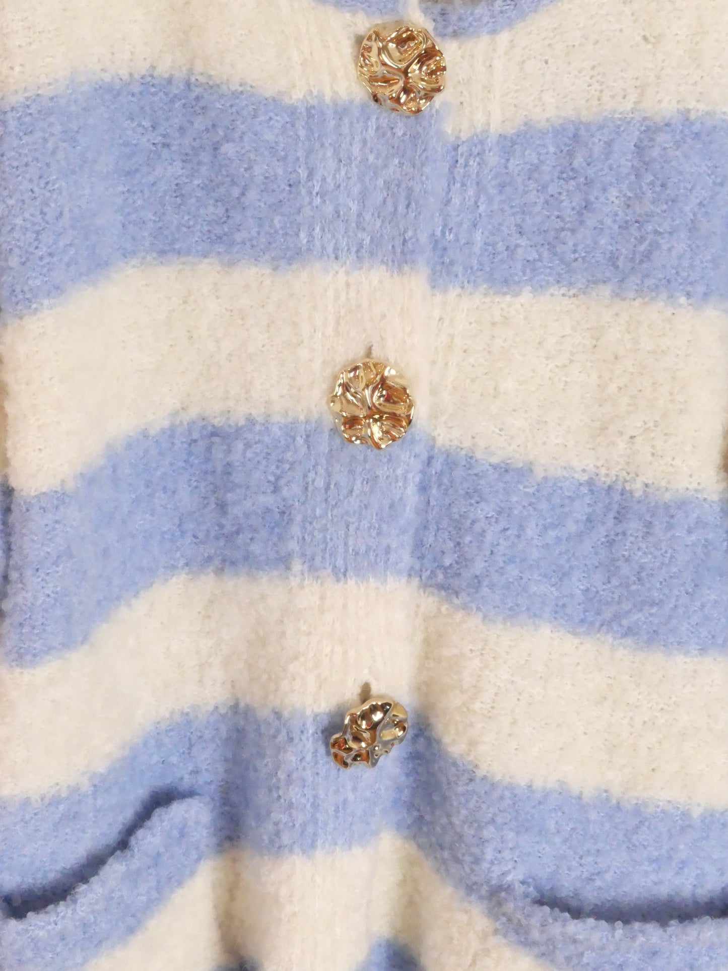 BIG BUTTON Strickjacke - Bylillysophie