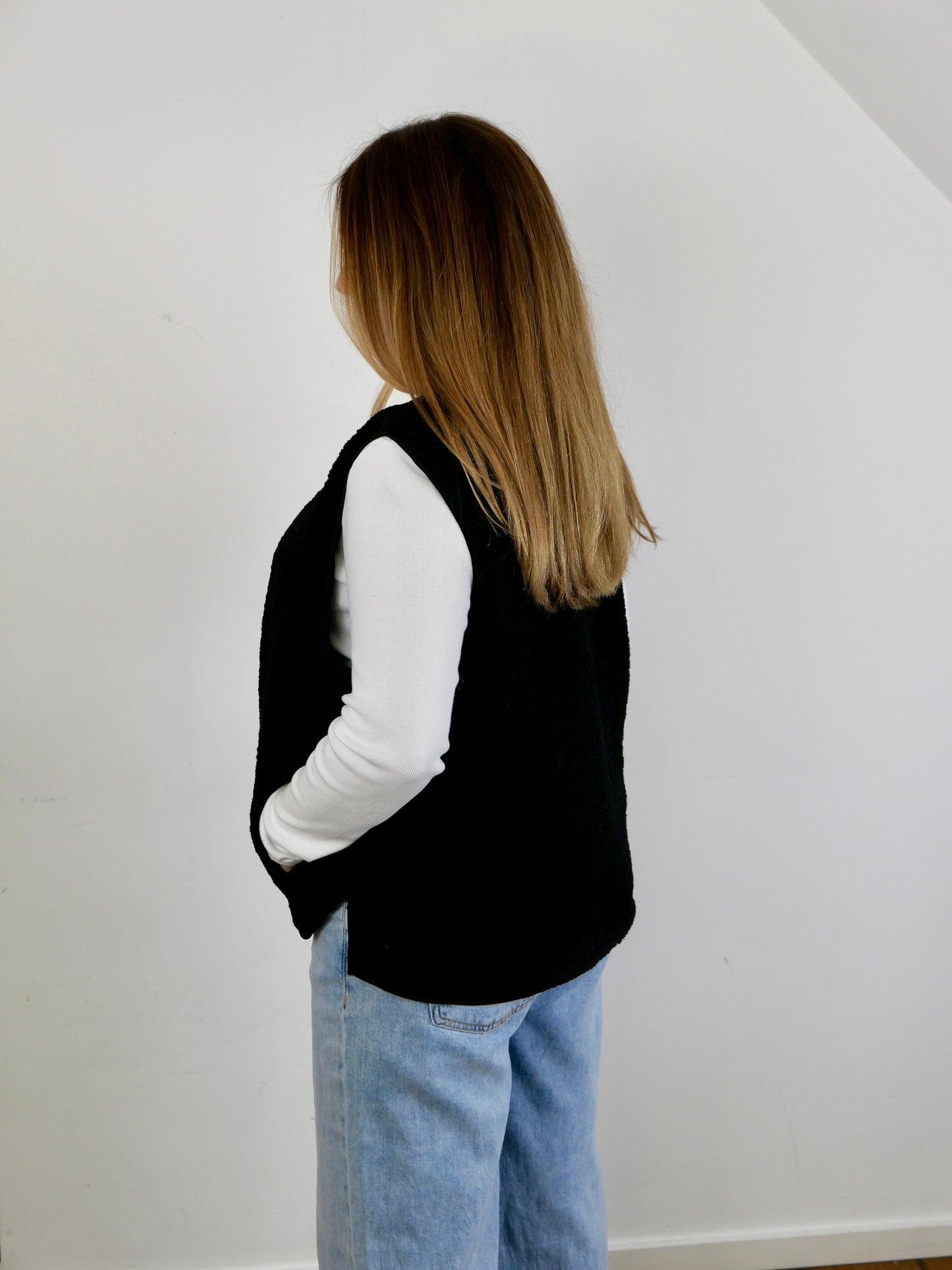 Fluff Teddy Weste Schwarz - Bylillysophie.com⎢Mode & Accessoires