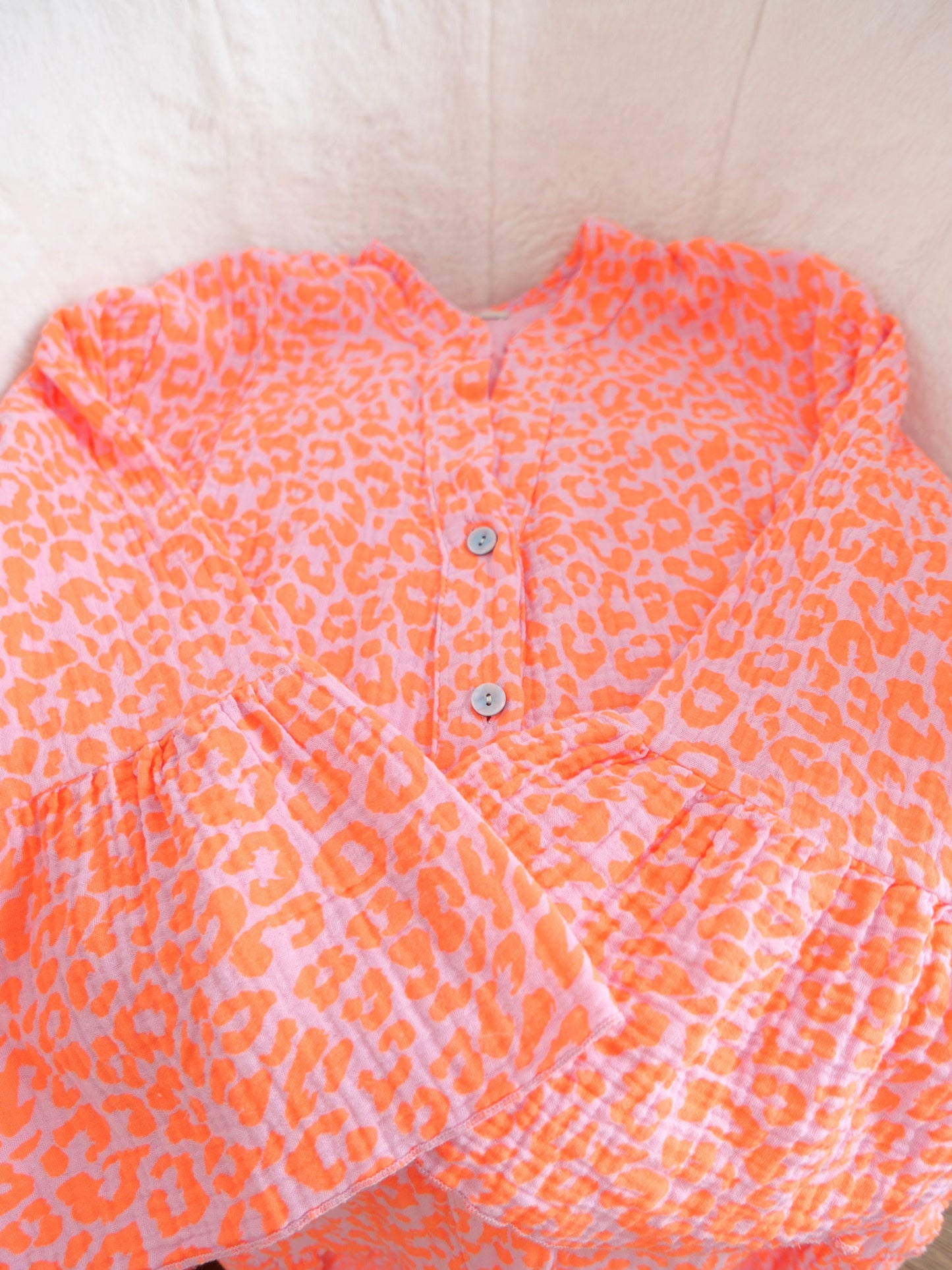 LEOLOVE Musselin Kleid Coral - Bylillysophie.com⎢Mode & Accessoires