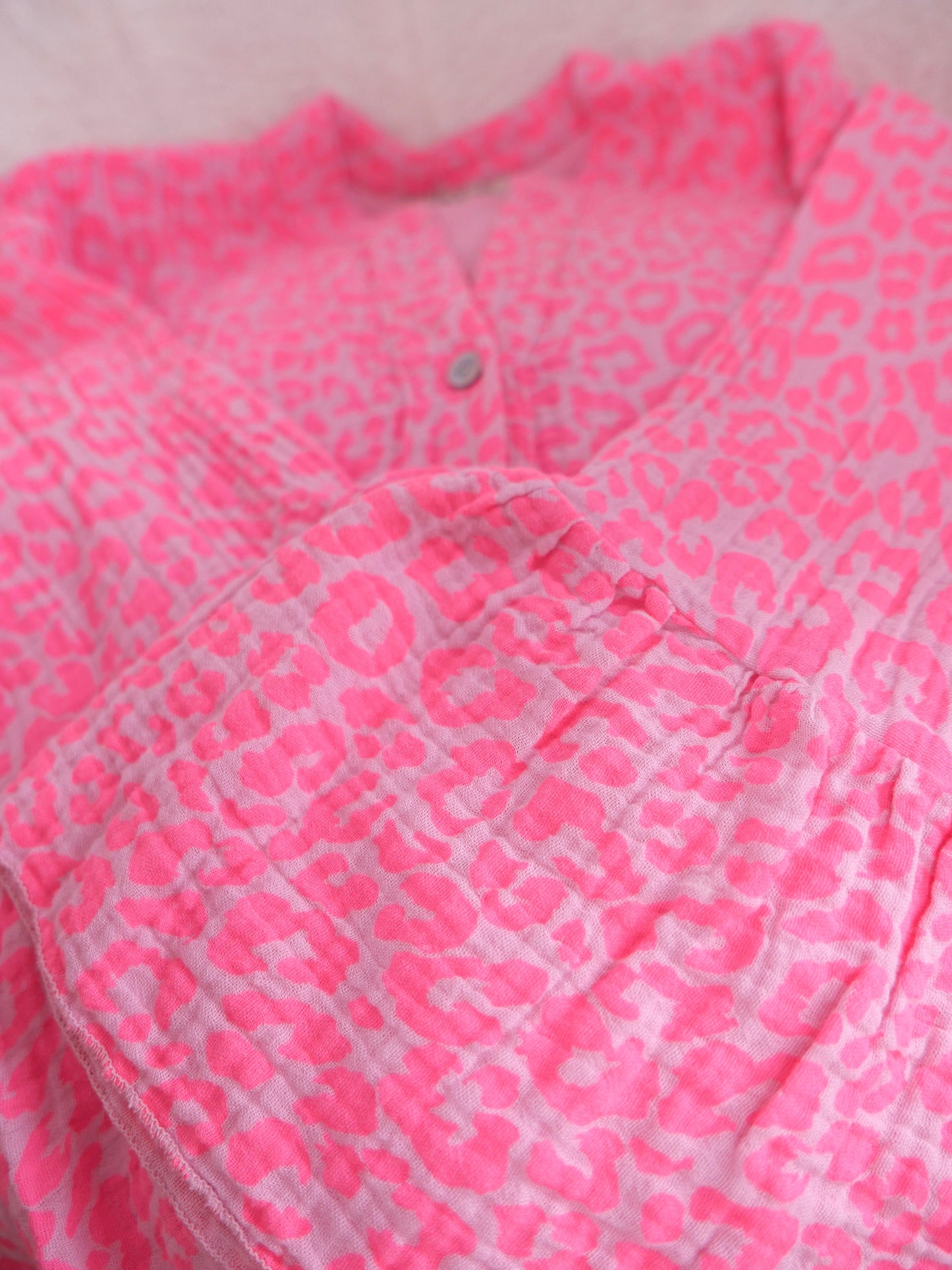 LEOLOVE Musselin Kleid Pink - Bylillysophie.com⎢Mode & Accessoires