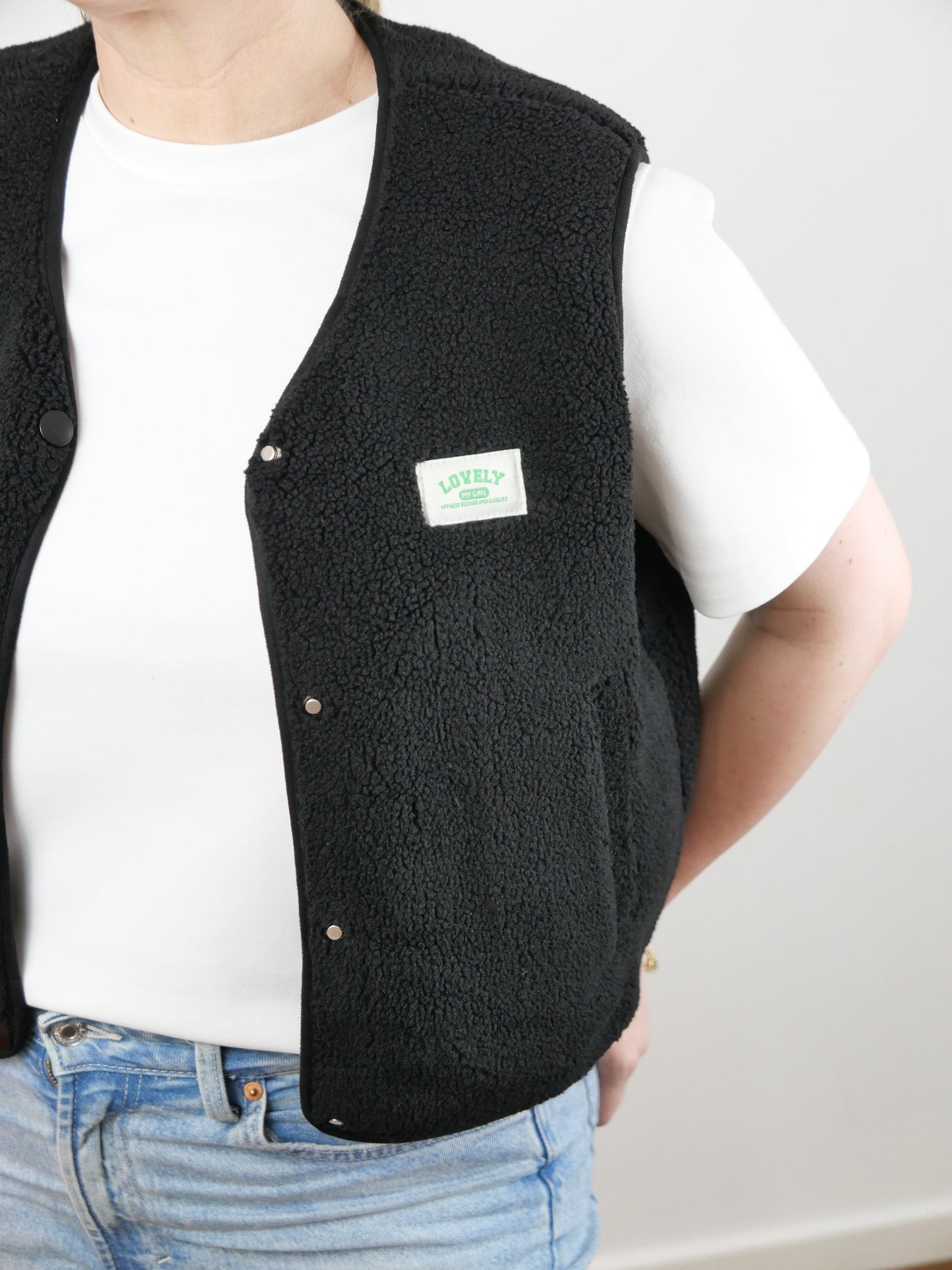 LOVELY Teddy Weste Schwarz - Bylillysophie.com⎢Mode & Accessoires