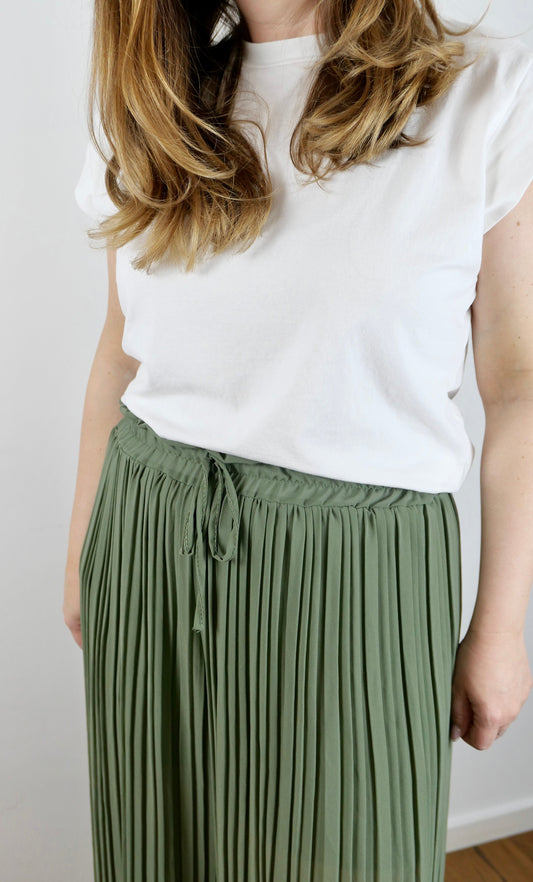 PLISSEE Hose Khaki - Bylillysophie
