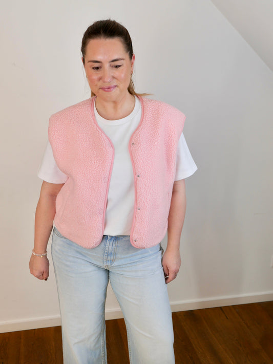 SNUGGLE Teddy Weste Rosa - Bylillysophie.com⎢Mode & Accessoires