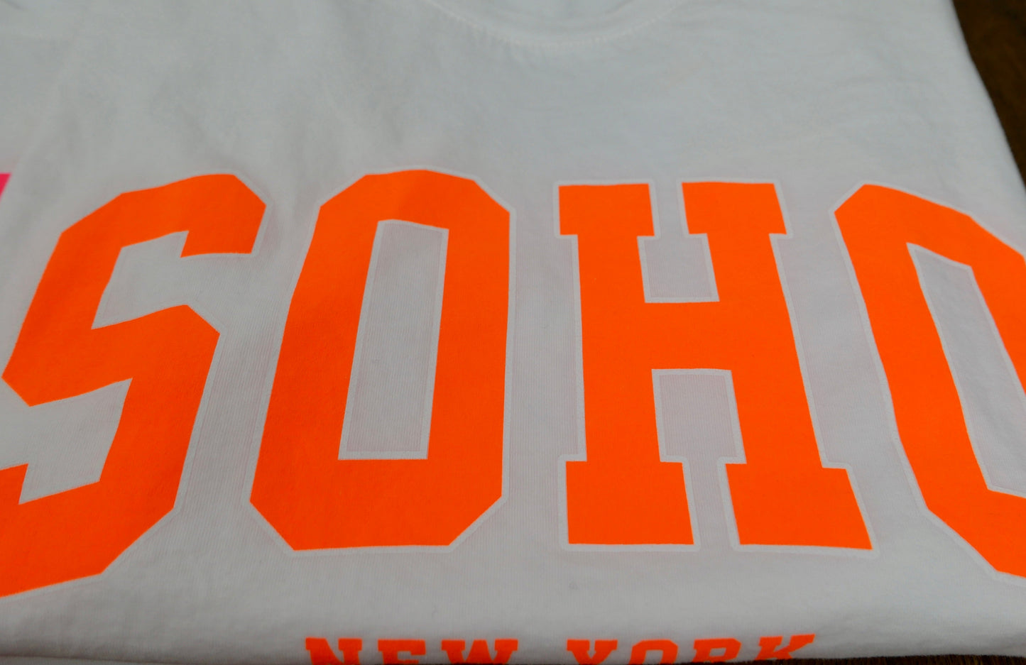 SOHO T-Shirt Weiß/Orange - Bylillysophie