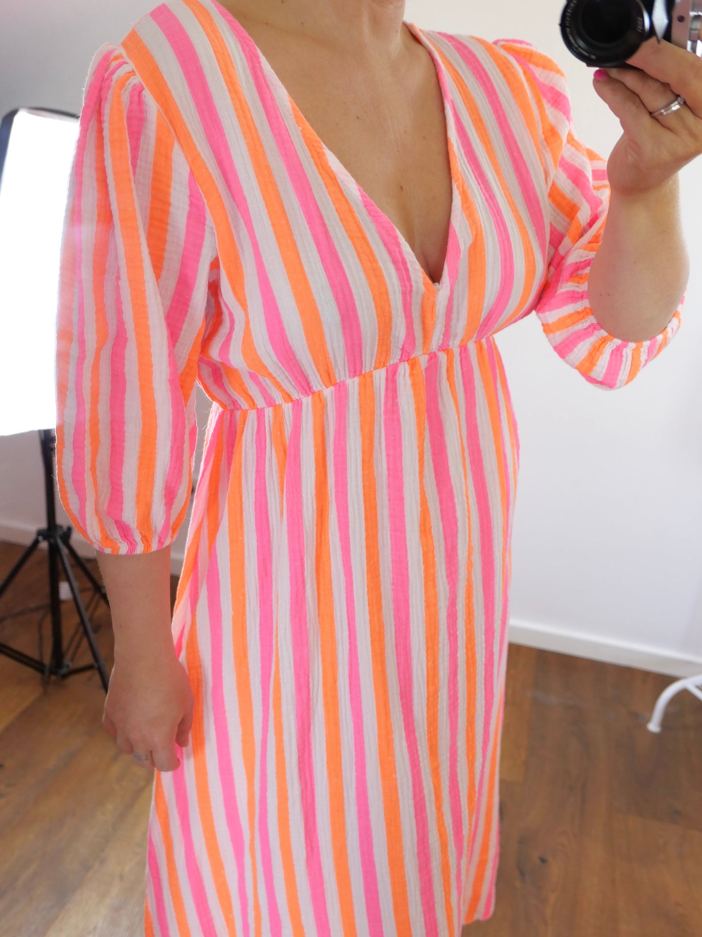 SOPHIE Streifen Kleid Neon Pink/ Neon Orange - Bylillysophie
