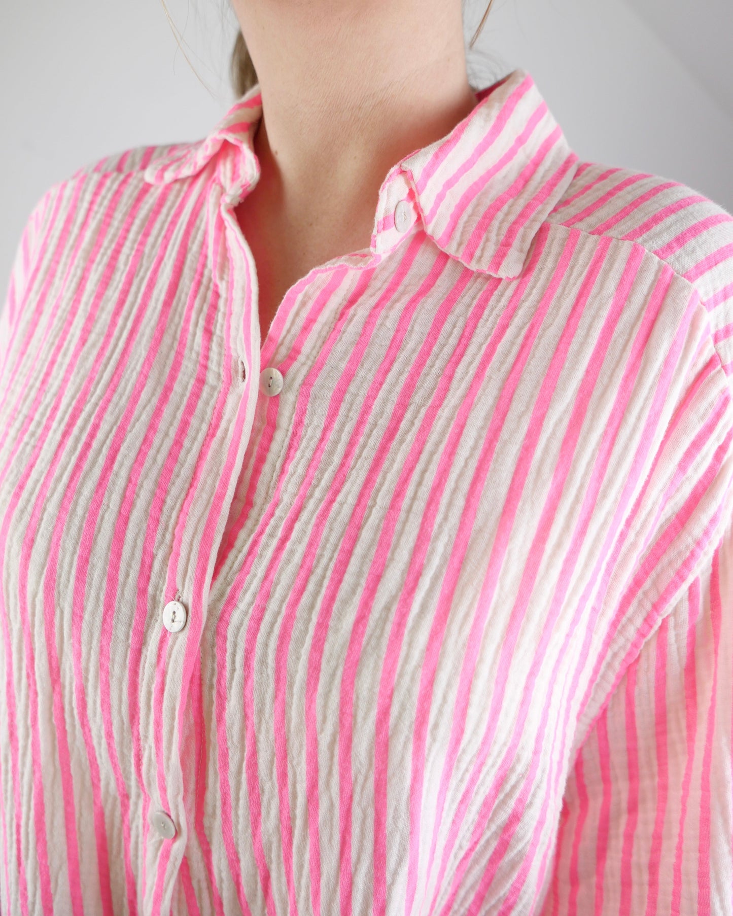 SUMMER STRIPE Musselin Bluse Pink - Bylillysophie