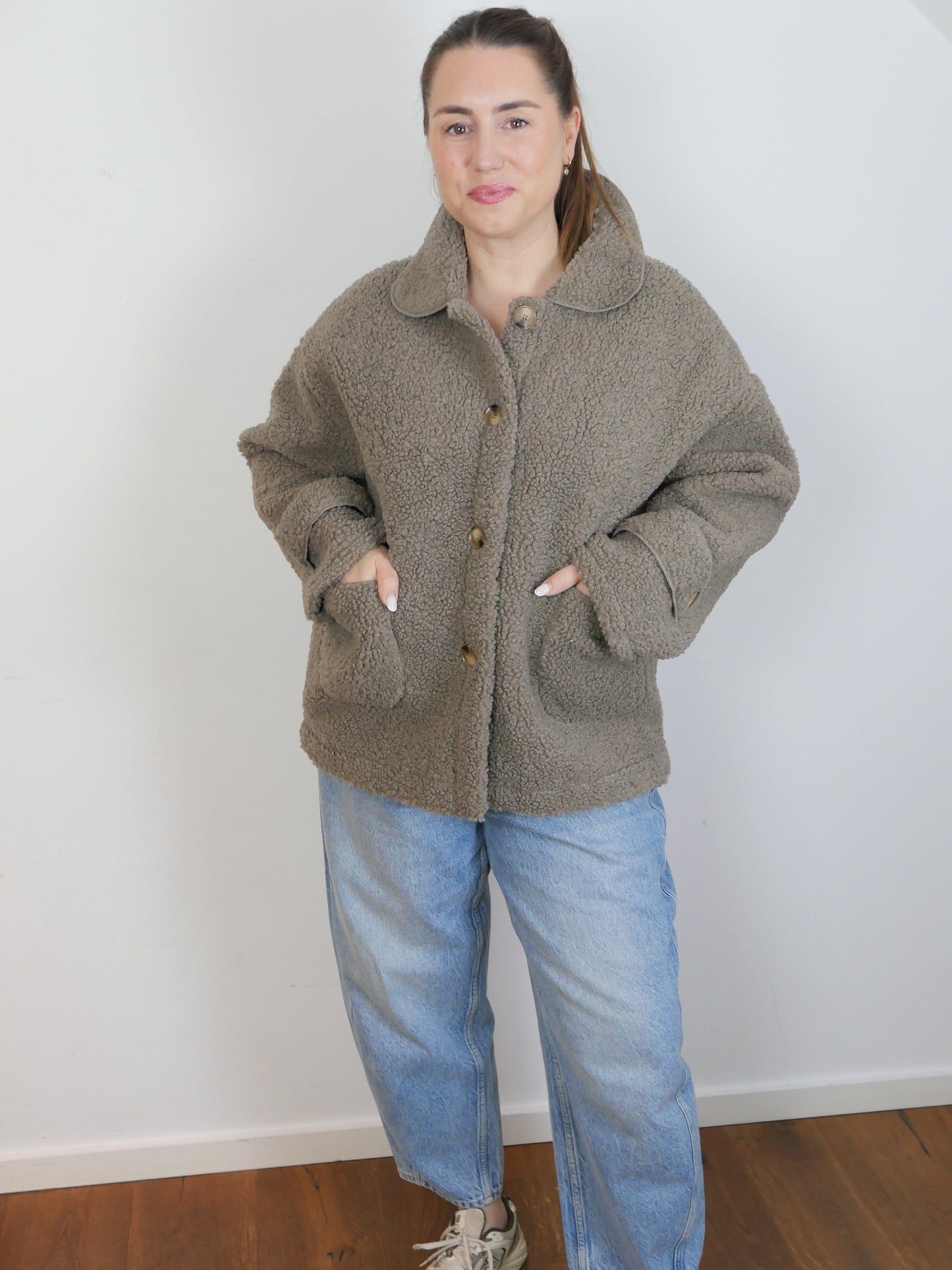 TILDA Teddy - Jacke Taupegrau - Bylillysophie.com⎢Mode & Accessoires
