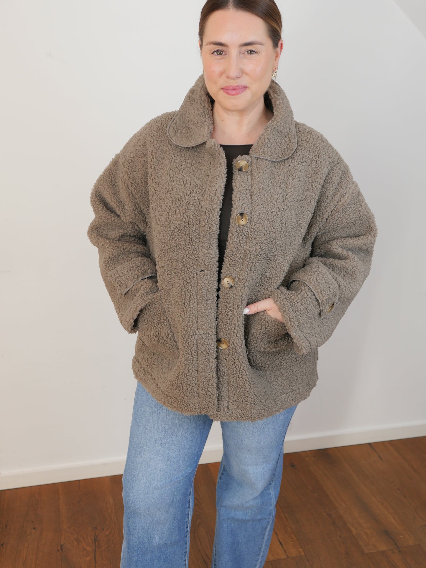 TILDA Teddy - Jacke Taupegrau - Bylillysophie.com⎢Mode & Accessoires