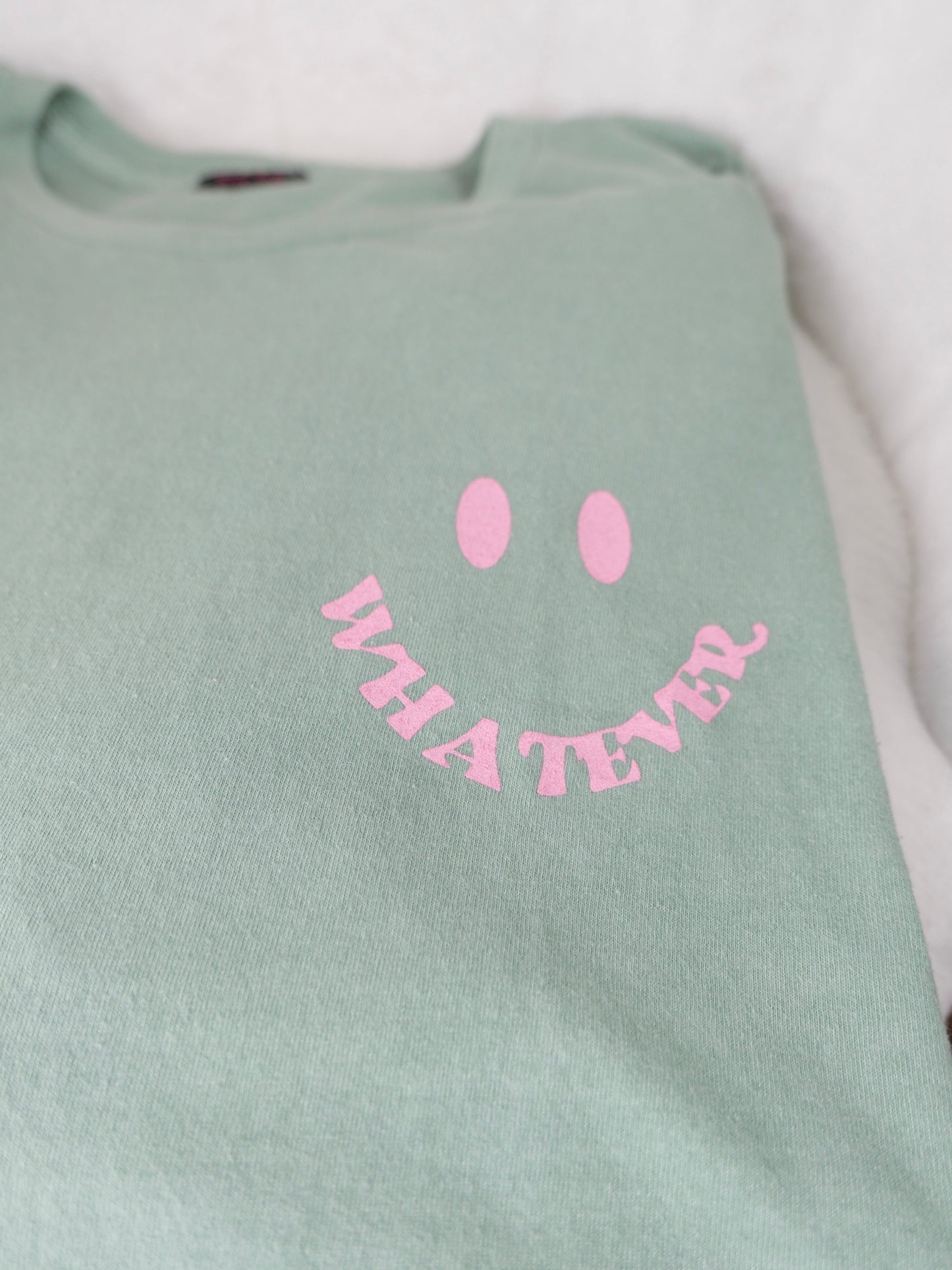 WHATEVER Oversize T-Shirt Grün - Bylillysophie