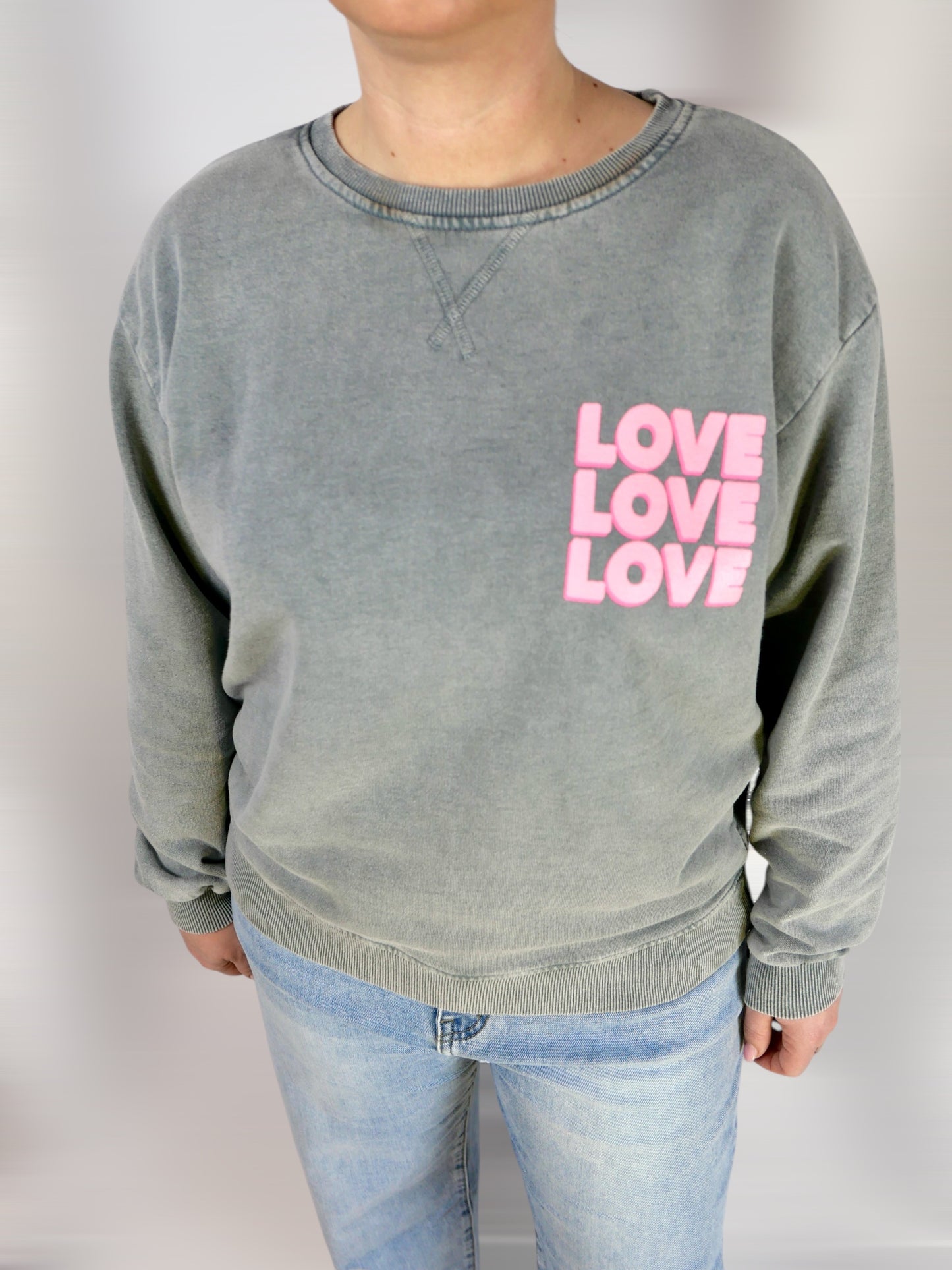 LOVE Pullover