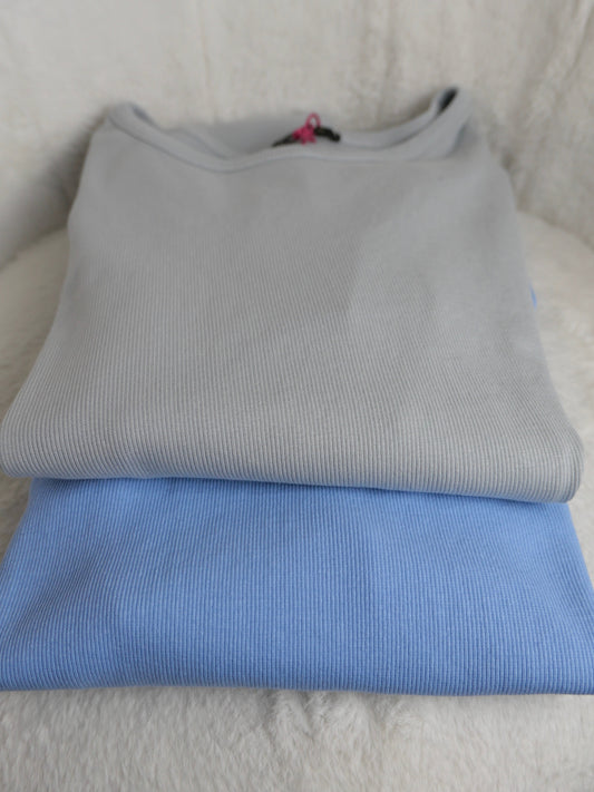 BASIC Rip Shirt Lichtblau/Taubenblau - Bylillysophie