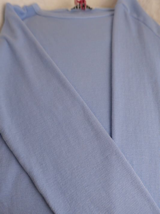 BASIC Rip Shirt Lichtblau/Taubenblau - Bylillysophie