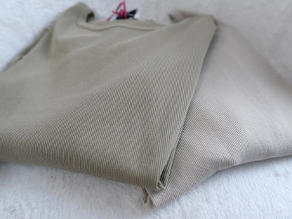 BASIC Rip Shirt Royal Beige - Bylillysophie