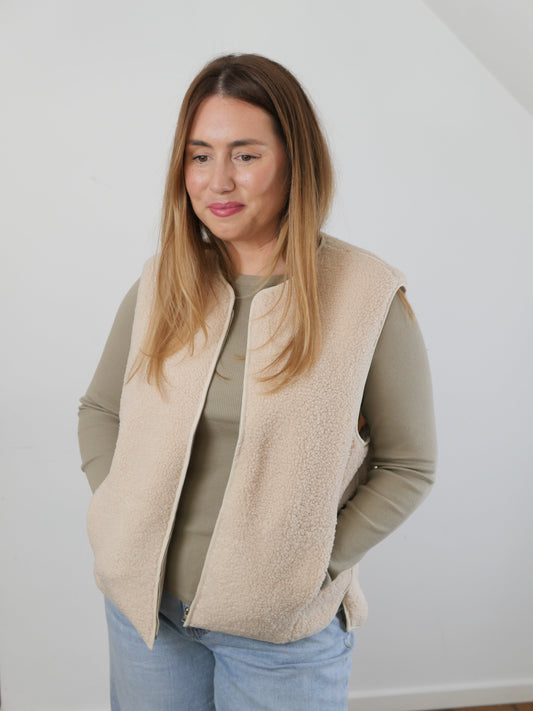 Fluff Teddy Weste Creme - Bylillysophie.com⎢Mode & Accessoires