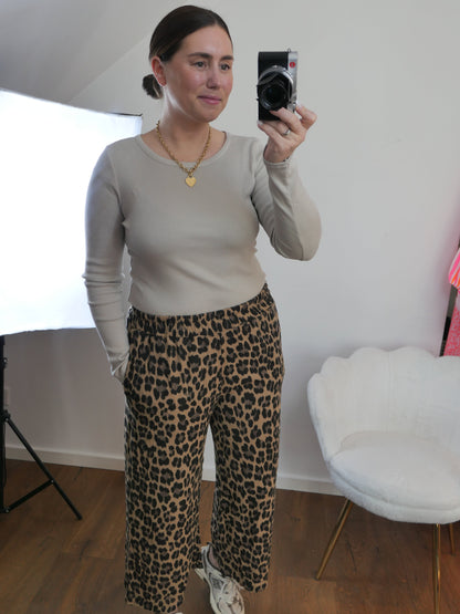 LEO Musselin Hose - Bylillysophie