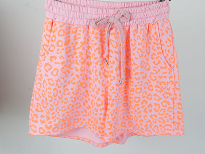 LEO Shorts Coral - Bylillysophie