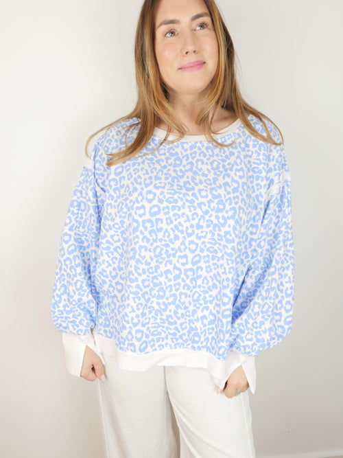 LEO Sweater Blau - Bylillysophie