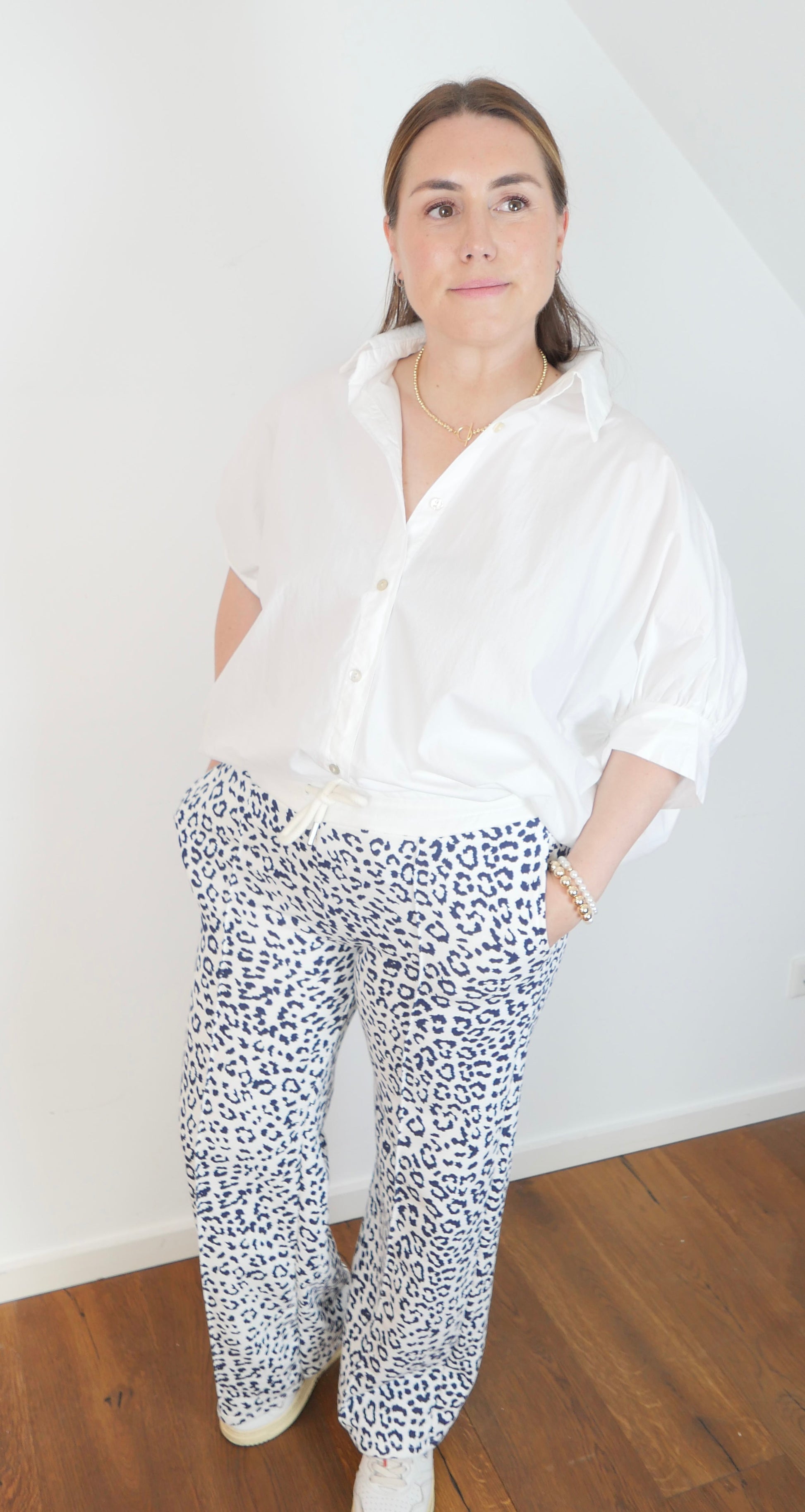 LEOVA Sweatpants Leo Navy/Weiss - Bylillysophie