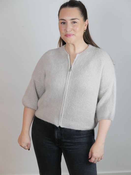 LINA ZIP Strickcardigan Taupe - Bylillysophie.com⎢Mode & Accessoires