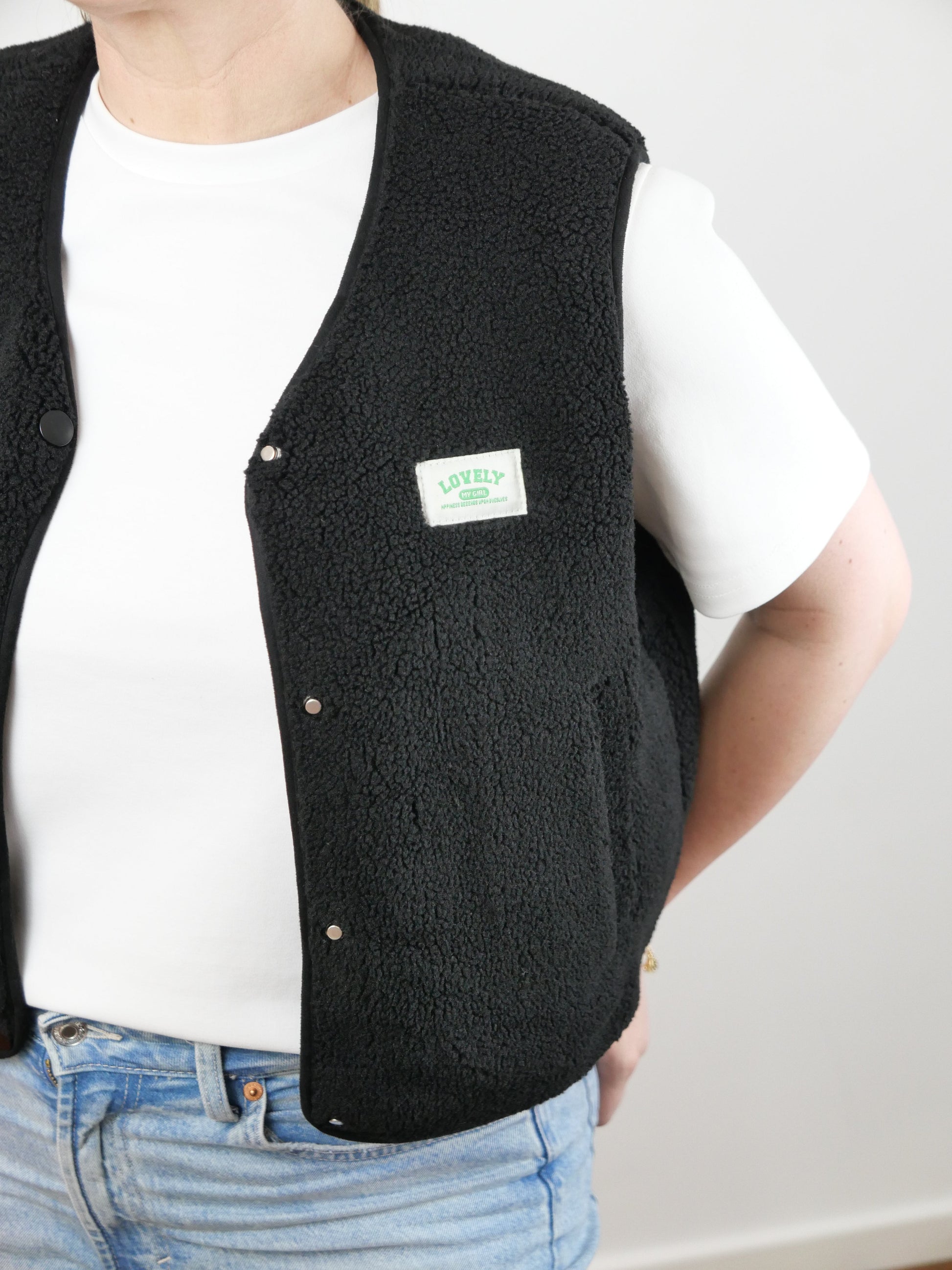 LOVELY Teddy Weste Schwarz - Bylillysophie.com⎢Mode & Accessoires