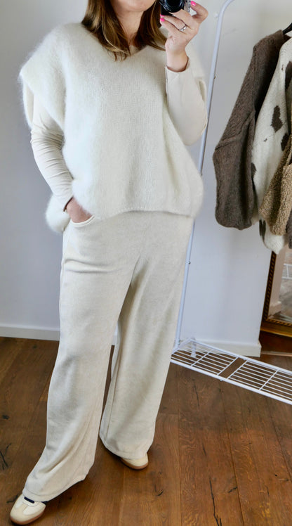 MOHAIR Pullunder Off - White - Bylillysophie