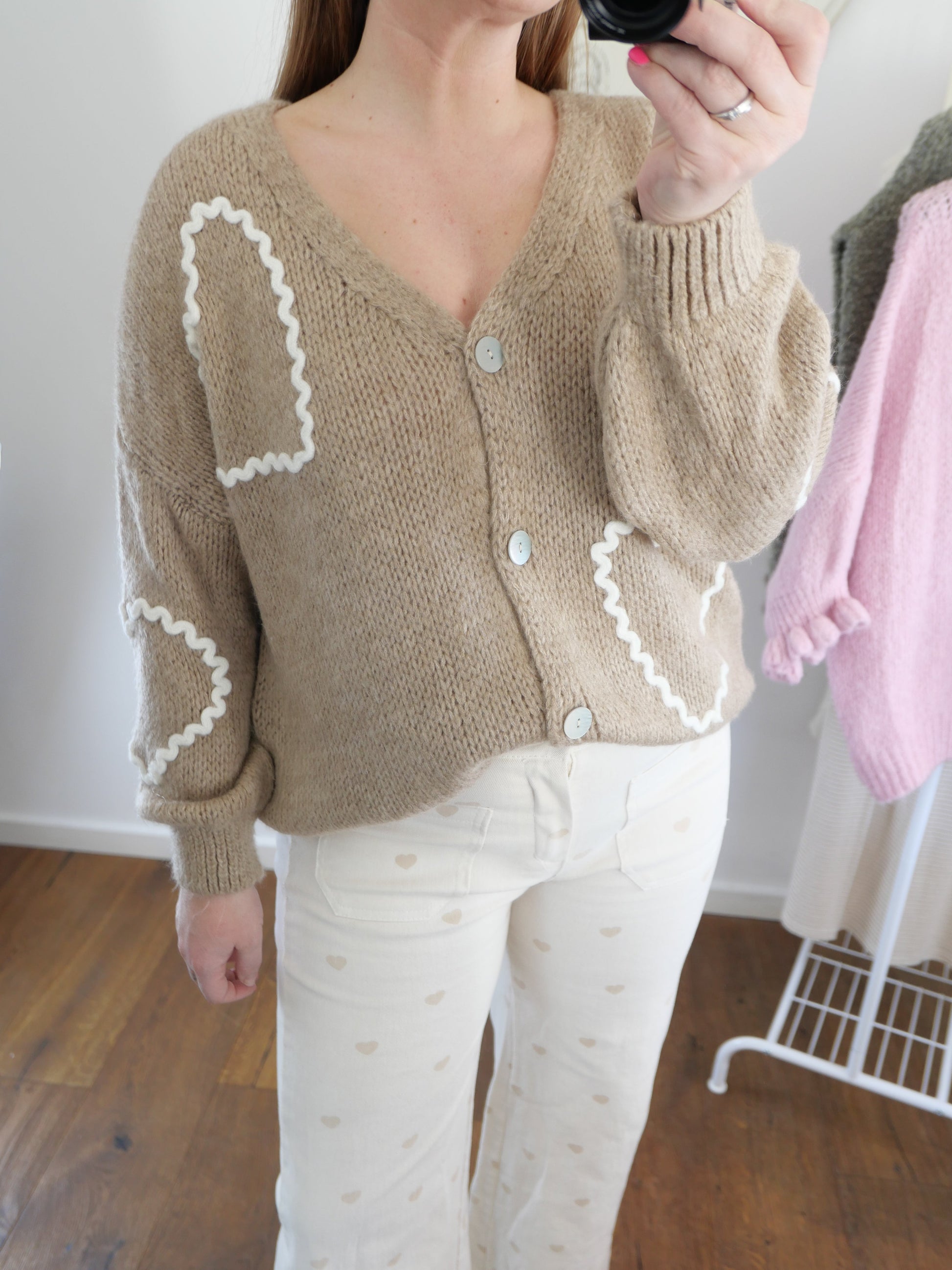 ON IT Herz Cardigan - Bylillysophie