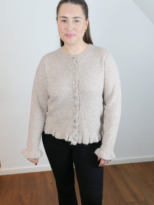 RUFFLE Strickjacke Taupe - Bylillysophie.com⎢Mode & Accessoires