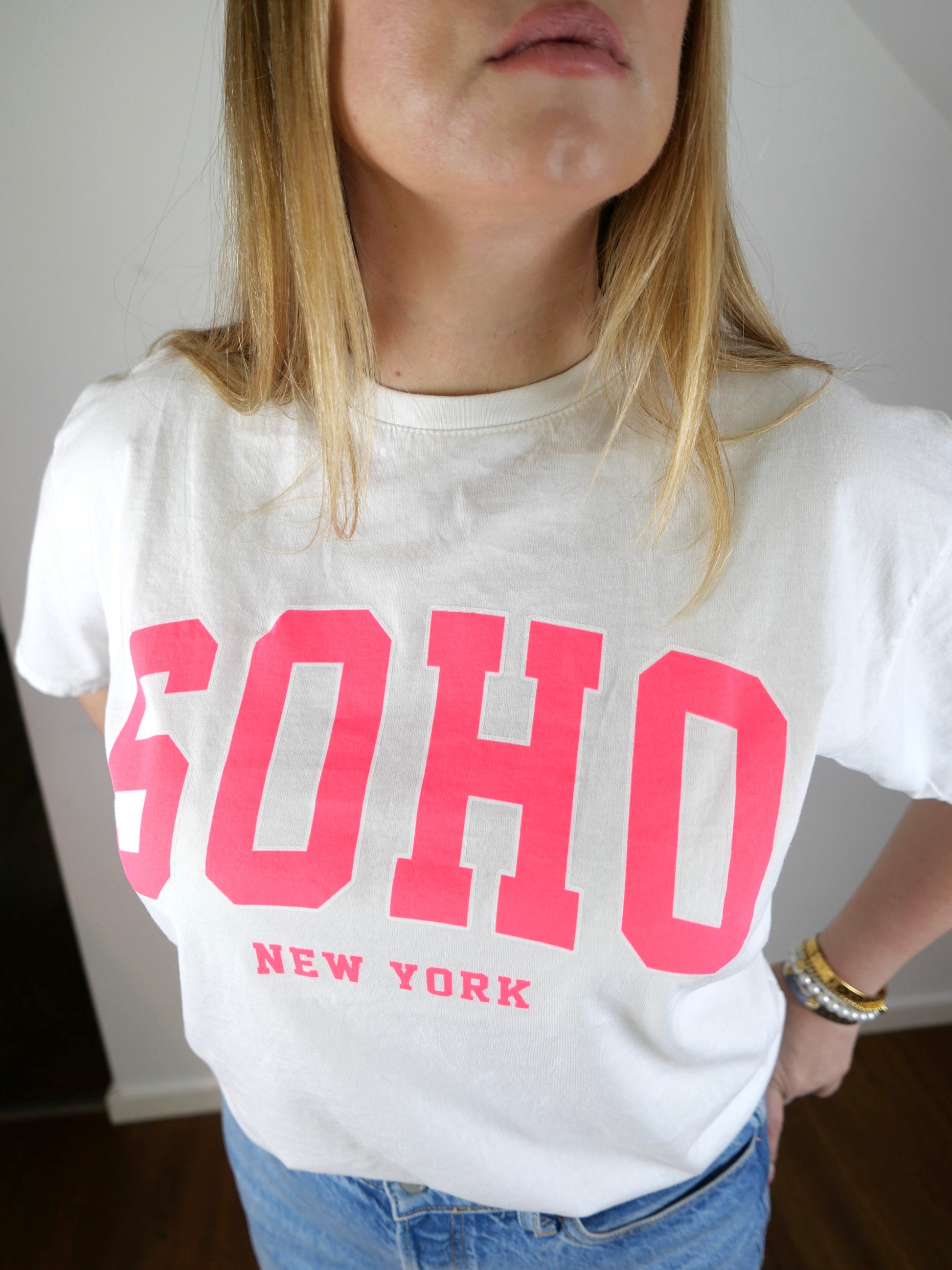 SOHO T-Shirt Weiß/Pink - Bylillysophie
