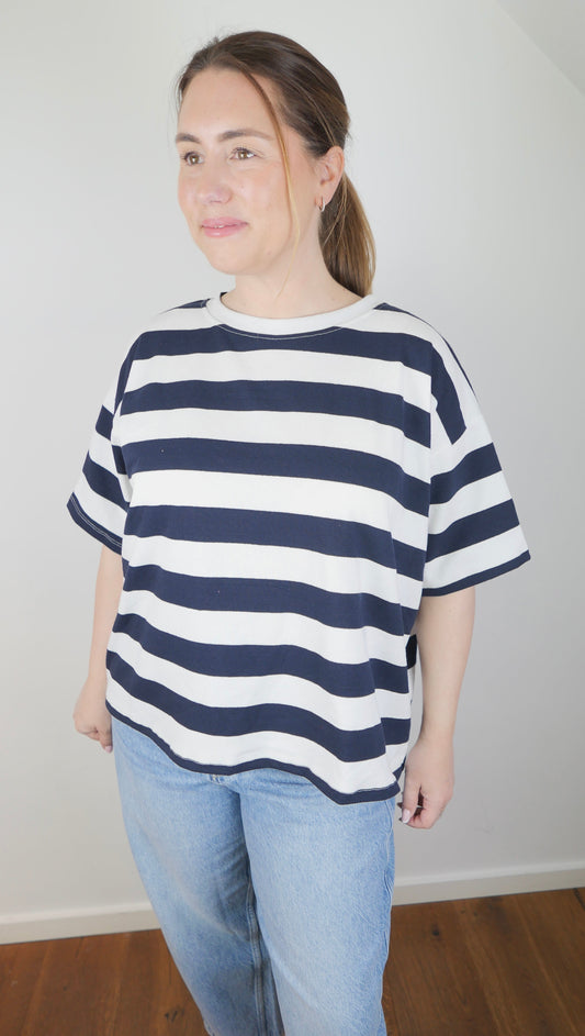 WIDE STRIPES T-Shirt Blau/Weiss - Bylillysophie